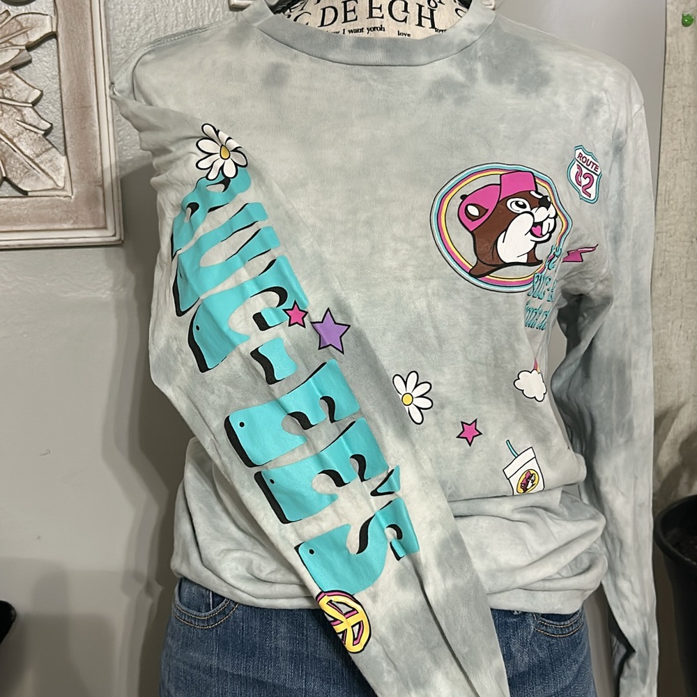 Gray Long Sleeve Graphic Tee